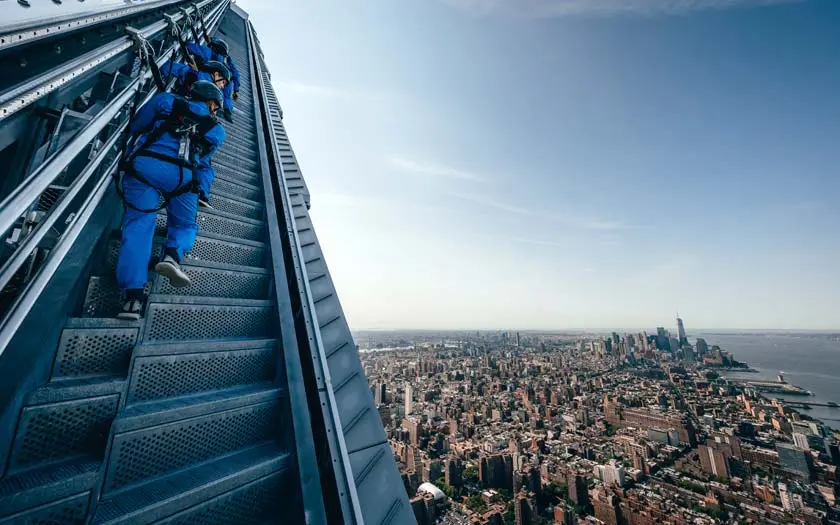 City Climb Skyscraping Experience: Hier kletterst du auf ein Hochhaus