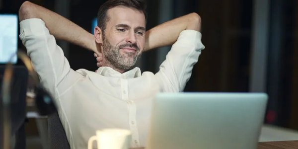 Vibe Working (Bild: Magnific)