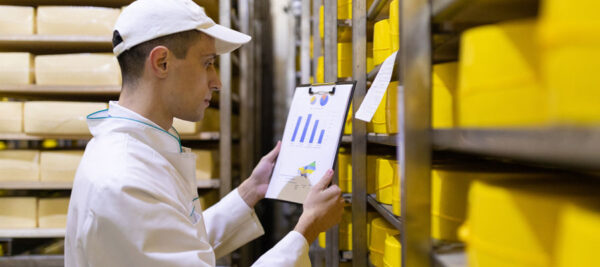 Herstellungskosten berechnen (Bild: Freepik)