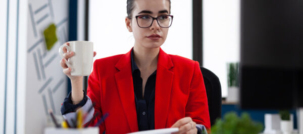 Steuerberaterin (Bild: Freepik)